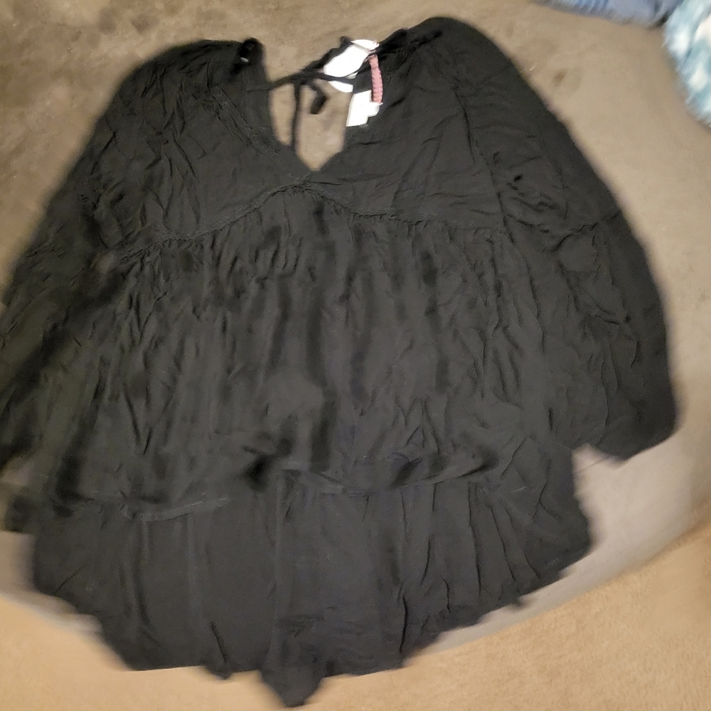 Umgee size small top - Picture 3 of 3